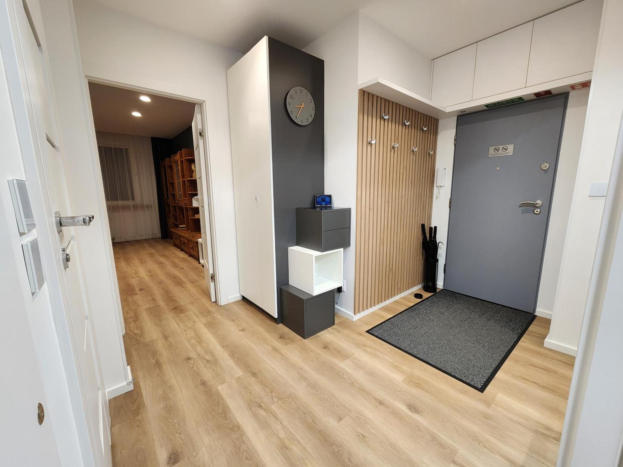 Apartament Grey *